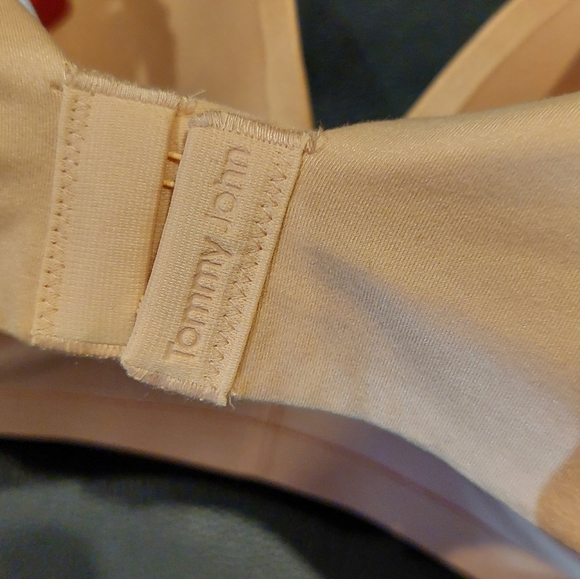❤SALE! NWT TOMMY JOHN Second Skin Lightly Lined Demi Bra - Picture 4 of 14